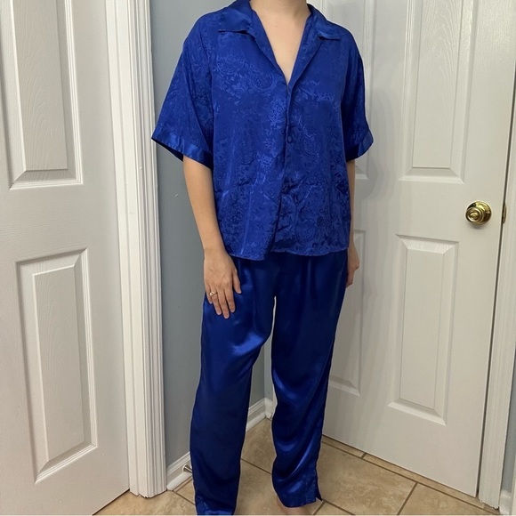 Victoria's Secret Other - Vintage Victoria’s Secret Pajamas Set Matching Satin Gold Label Blue Size Medium